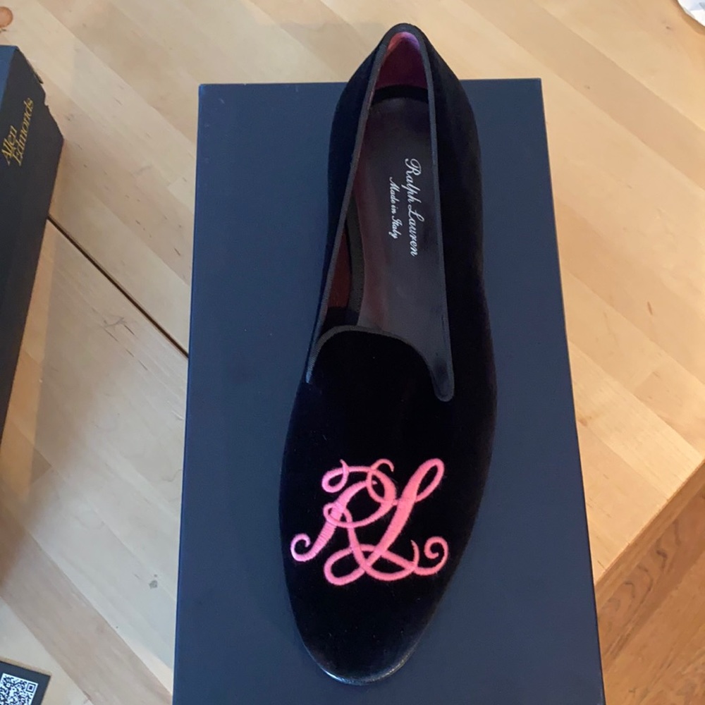 Brand new Ralph Lauren Collins velvet slippers.